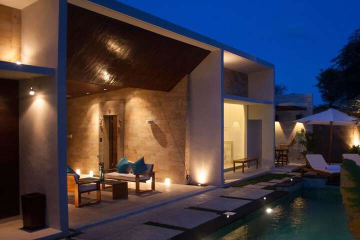 Pools & Facilities