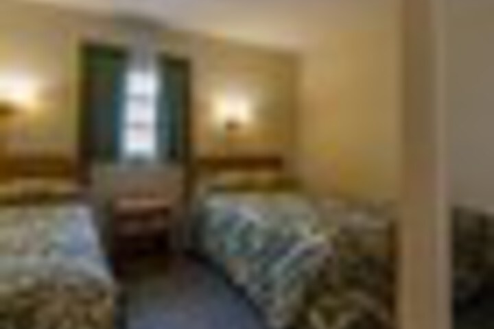 Room 134 of 216