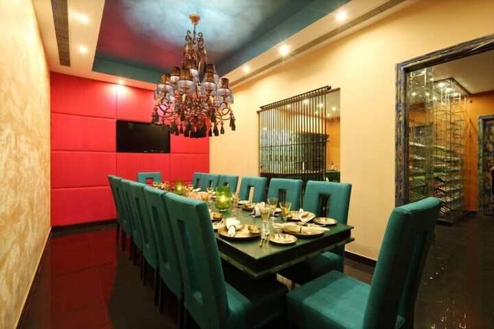 Dining Photos