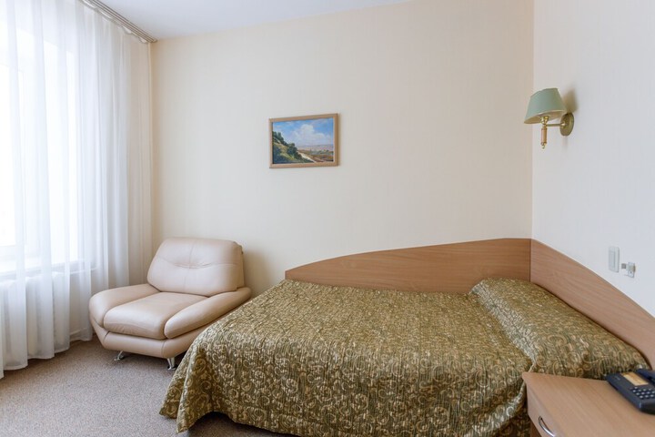 Room 18 of 82