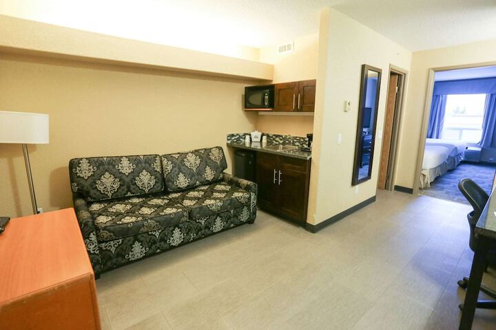 Room 25 of 110