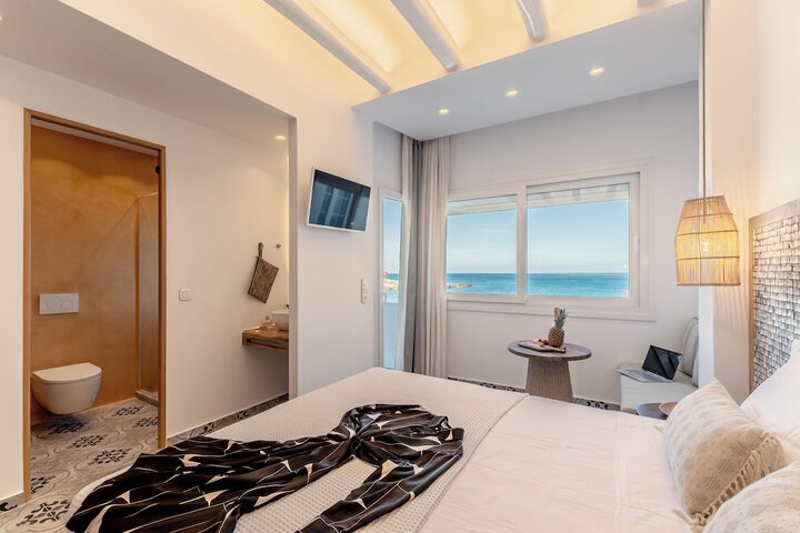 Fleria Seaview Suites