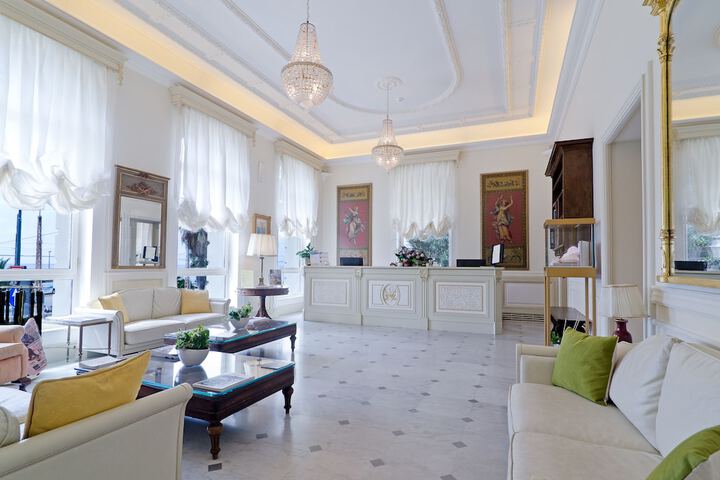 Lobby Photo