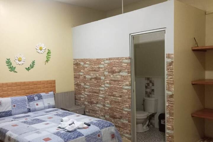 Room 9 of 12