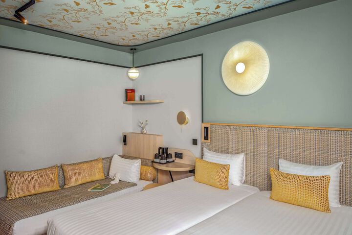 Room 27 of 67