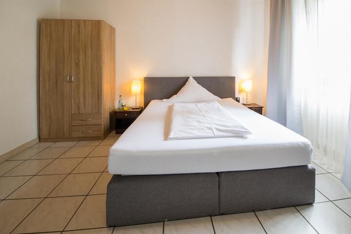 Room 14 of 50