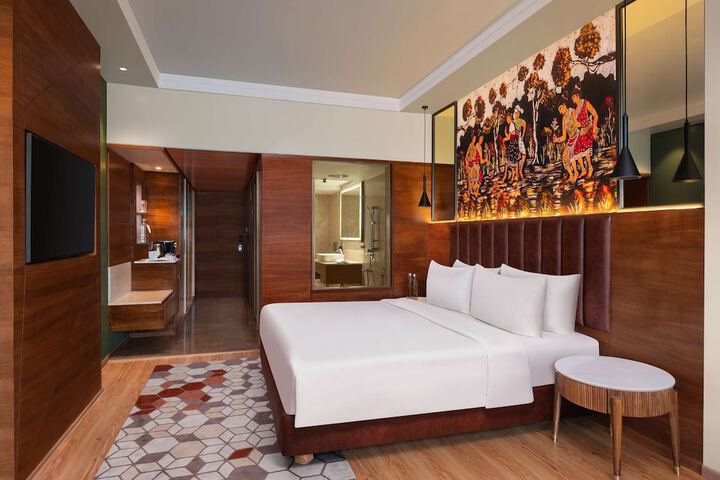 Room 7 of 89