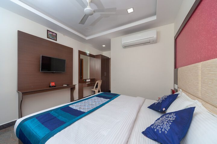 Room 13 of 24
