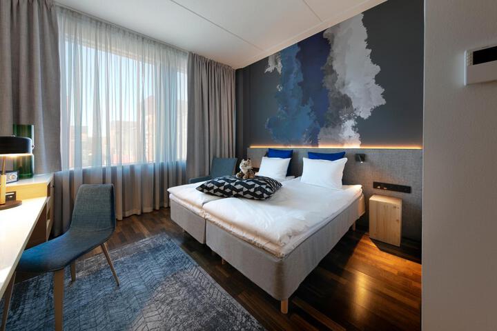 Room 29 of 93