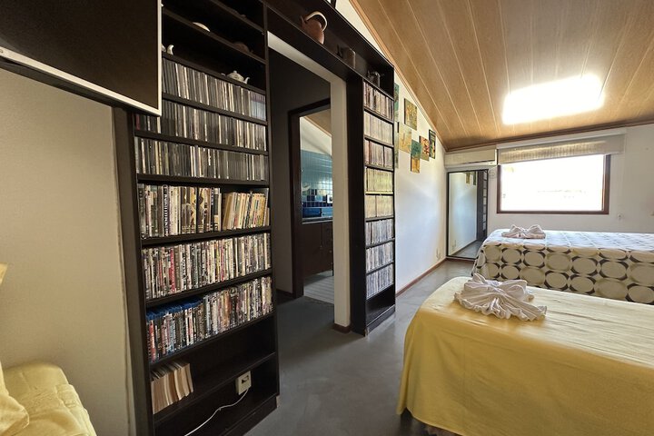 Room 50 of 180