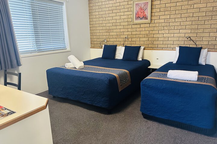 Room 12 of 79