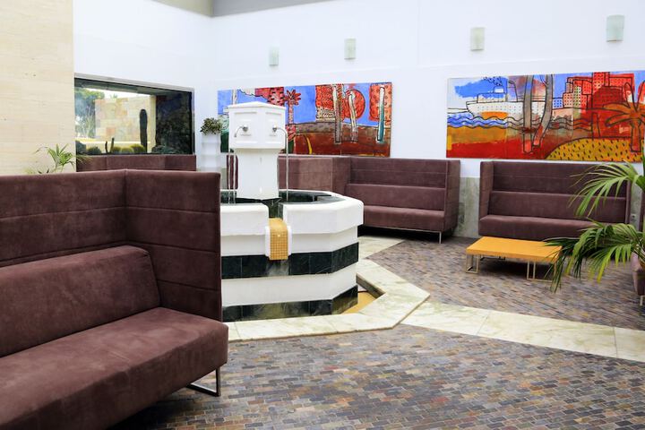 Lobby Photos