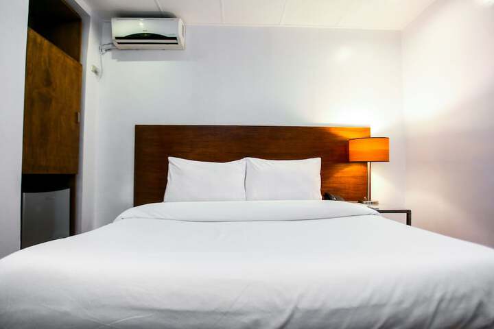 Room 22 of 52