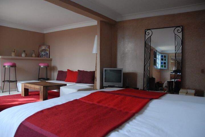 Room 21 of 96