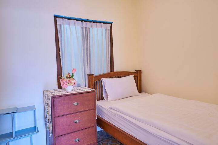 Room 75 of 134
