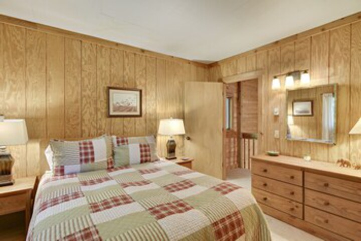 Room 35 of 40