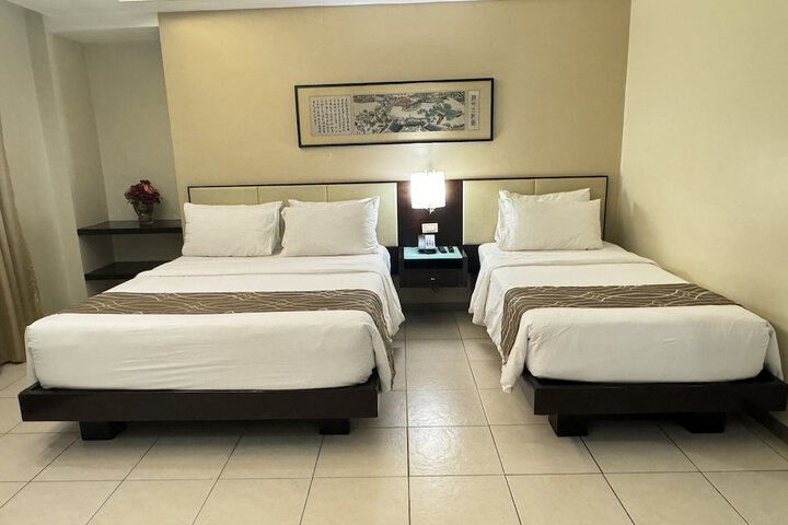 Room 15 of 65
