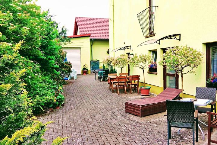 Terrace/Patio 12 of 13