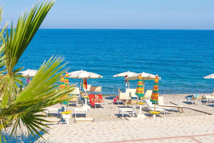 Beach 88 of 148