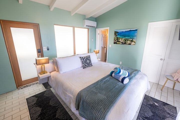 Room 2 of 24