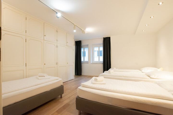 Room 18 of 72