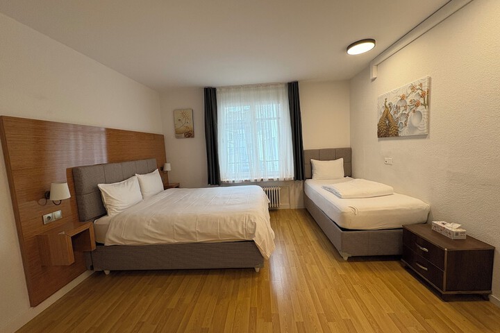 Room 16 of 75