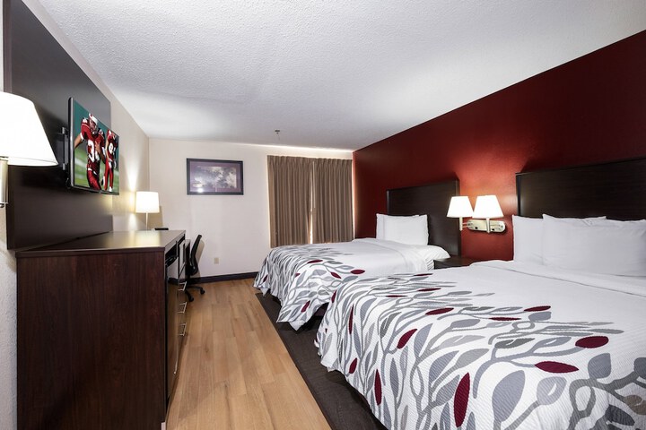 Deluxe 2 Double Beds (8 of 9)