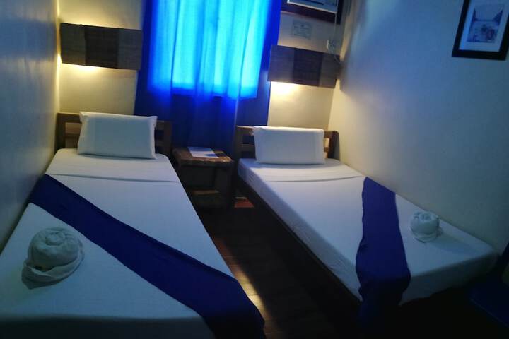 Room 15 of 29