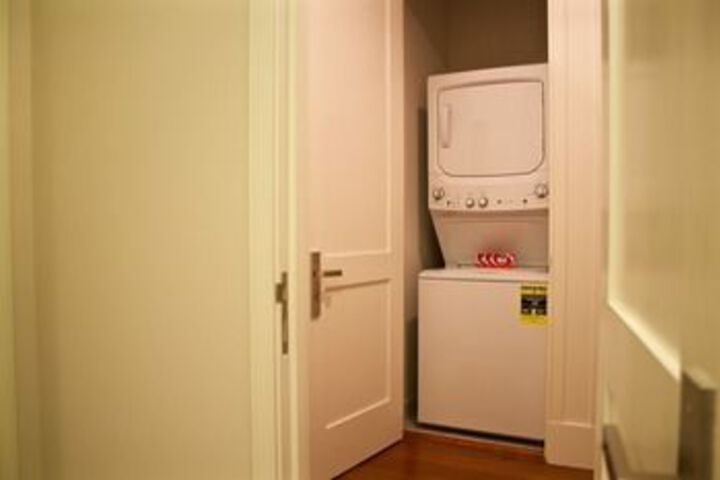 Room 5 of 15