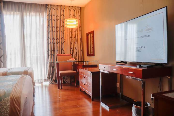 Room 8 of 52