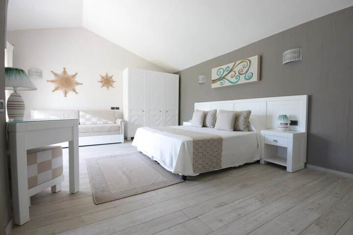 Room 12 of 41