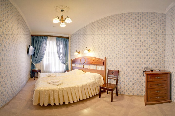 Room 8 of 58