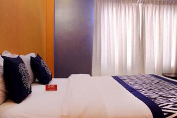 Room 7 of 25