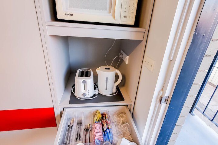 Breakfast/Coffee Service 63 of 100