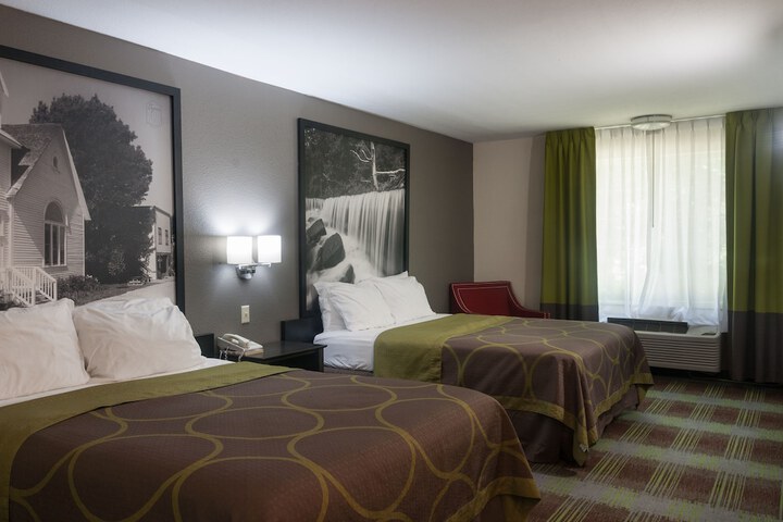 1 King Bed (17 of 17)