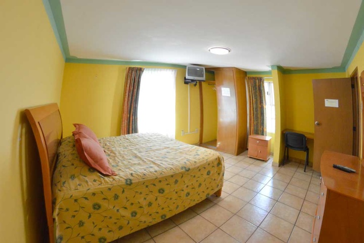 Room 2 of 5