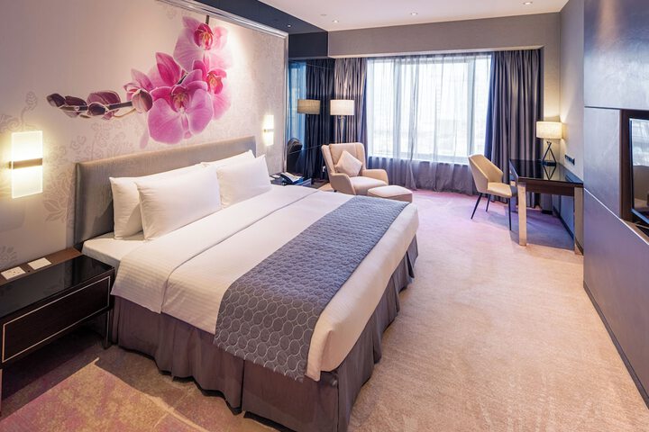 Room 15 of 72