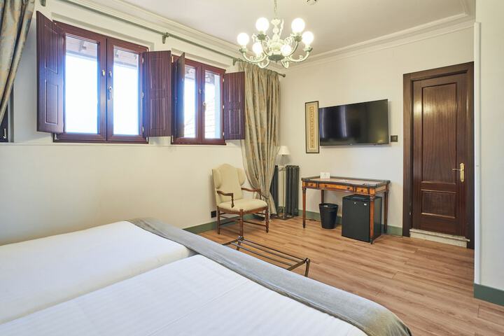 Room 29 of 132