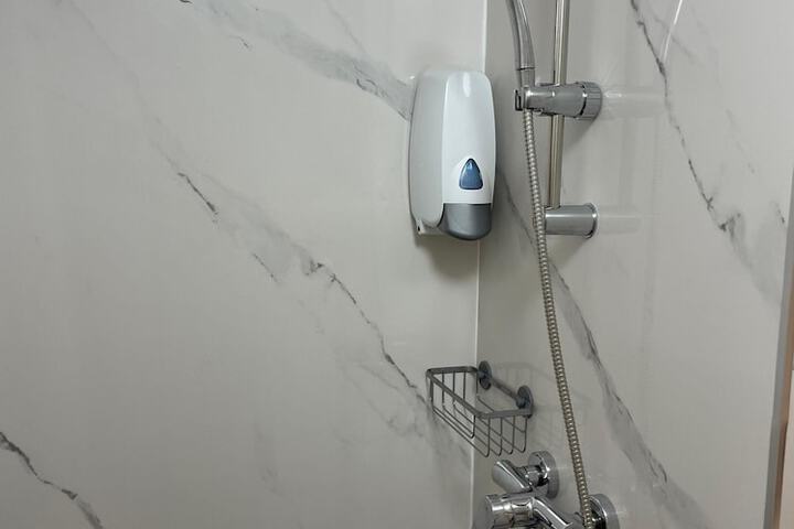 Room 15 of 26