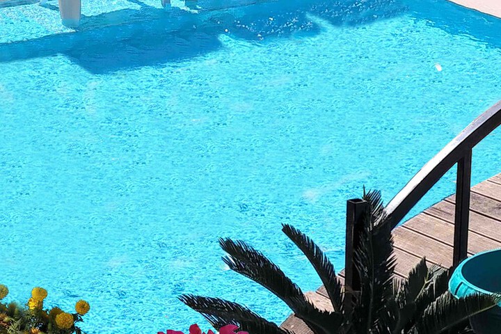 Pool 25 of 67