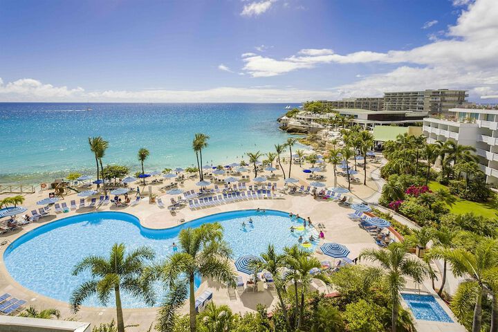 Exterior of Royal Islander Resort La Plage