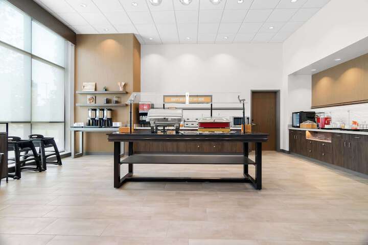 Breakfast/Coffee Service 45 of 61