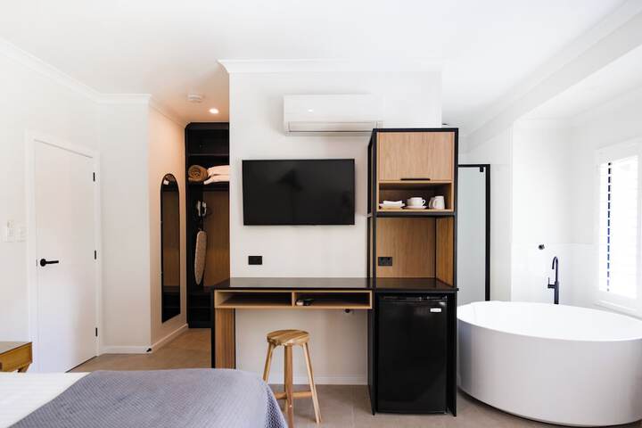 Room 8 of 59