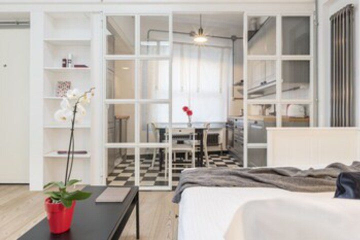 Room 14 of 24