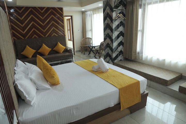 Room 20 of 40