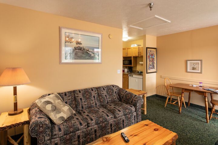 Room 21 of 35
