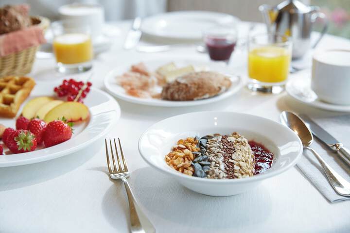 Breakfast/Coffee Service 40 of 46
