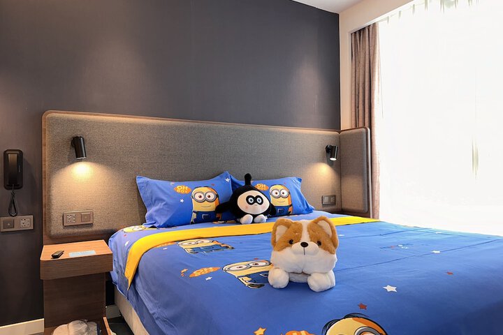 Room 26 of 49