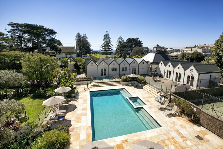 Pool 35 of 64