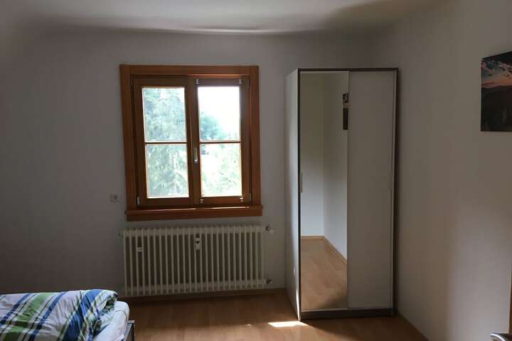 Room 5 of 48